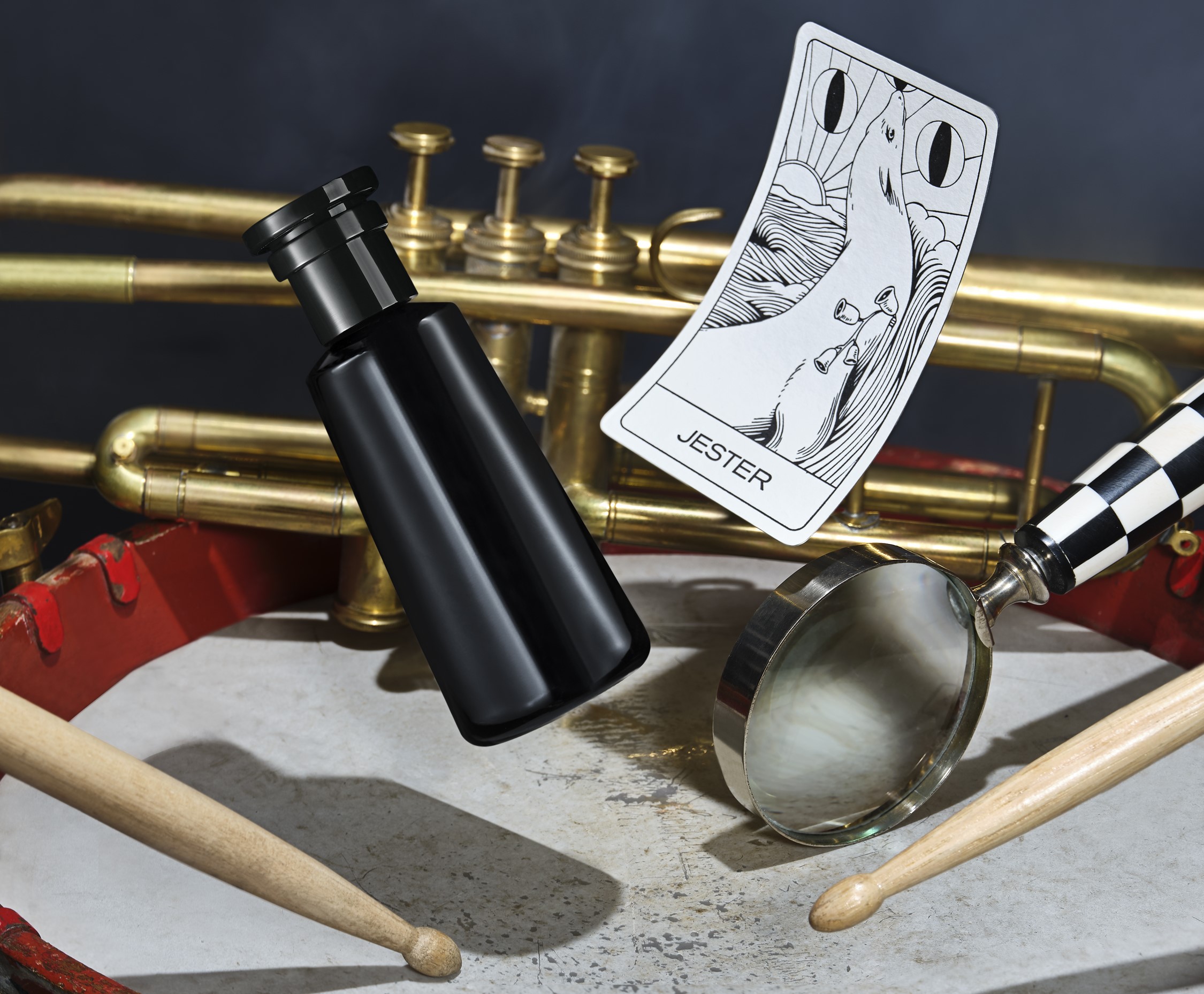 © ARgENTUM LES PARFUMS INFINIS JESTER mit Blutorange, grünen Mandarinenölen und Ylang-Ylang
