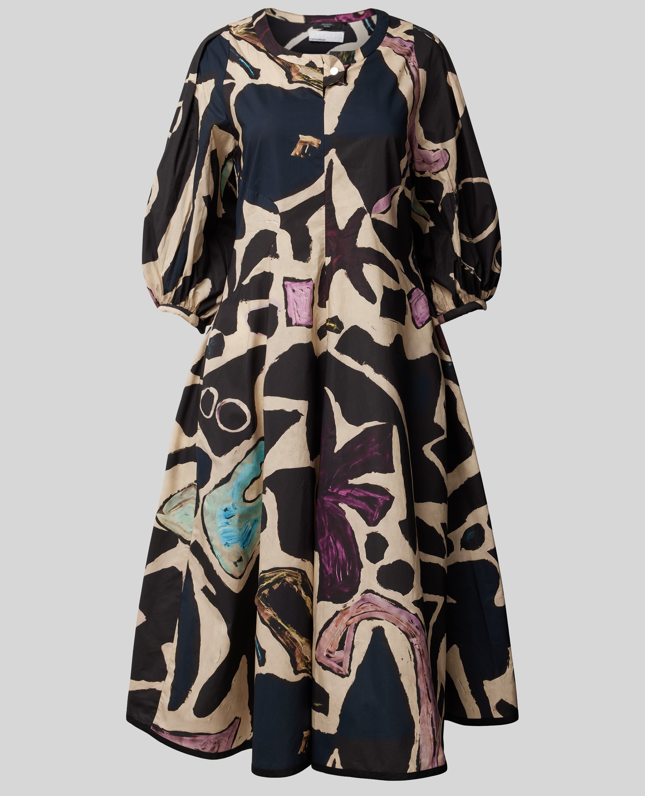 © WEEKEND MAX MARA x ARTHUR ARBESSER erhältlich bei Peek & Cloppenburg