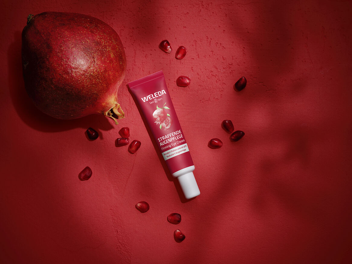 Straffende Augenpflege Granatapfel & Maca-Peptide I © Weleda