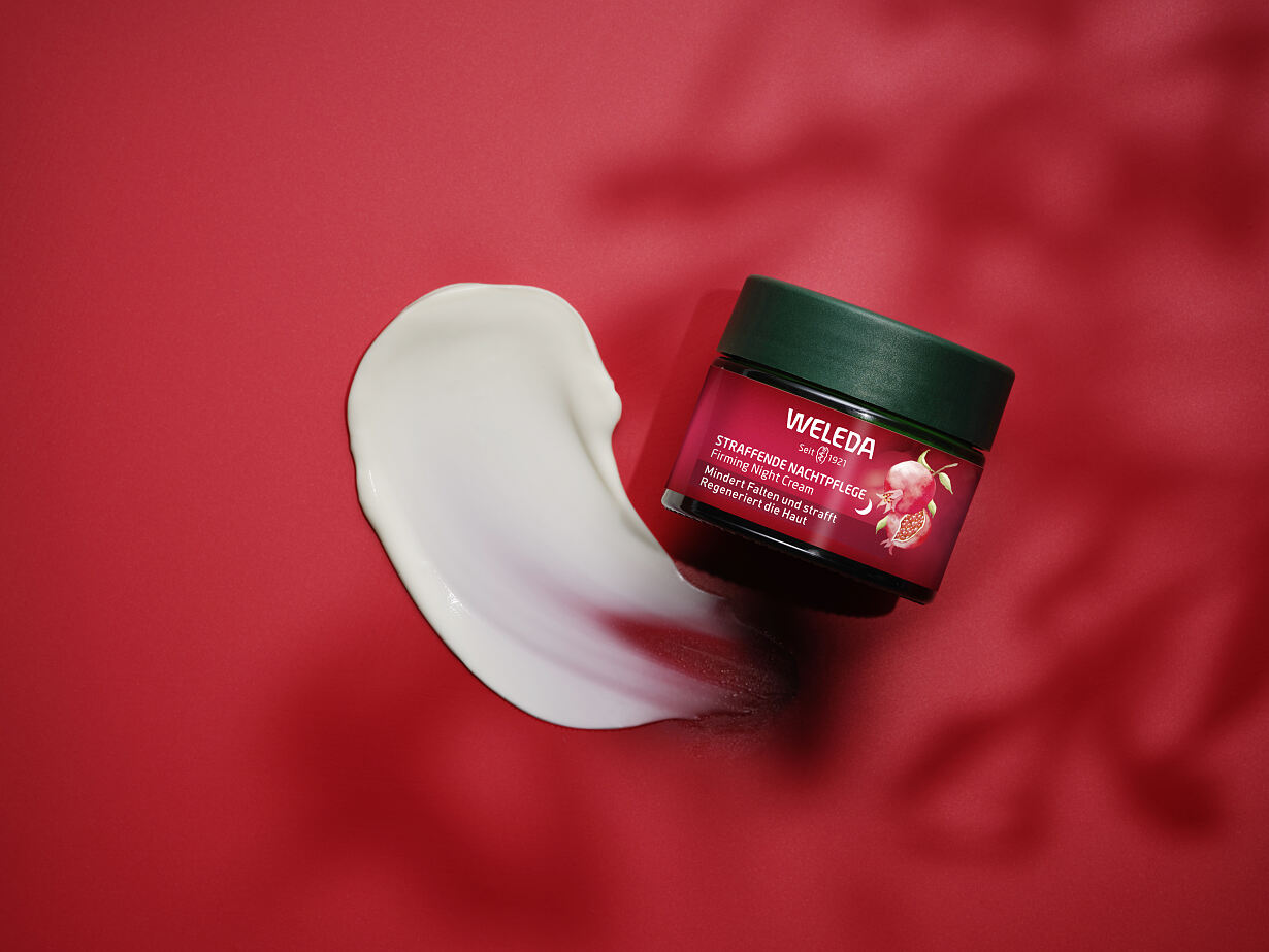 Straffende Nachtpflege Granatapfel & Maca-Peptide I © W