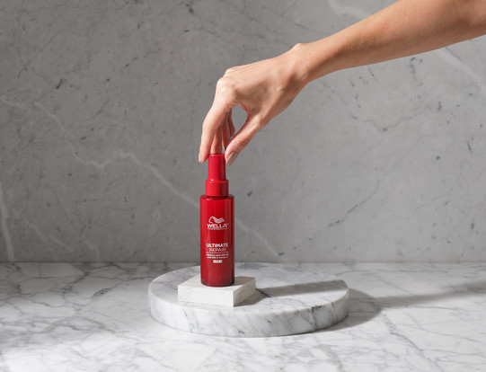 © WELLA PROFESSIONALS ULTIMATE REPAIR Miracle Hair Rescue