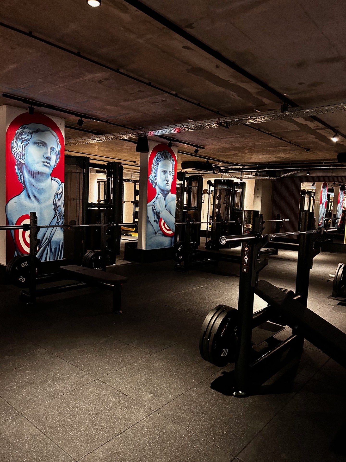 JOHN REED Fitness Music Club Schwedenplatz