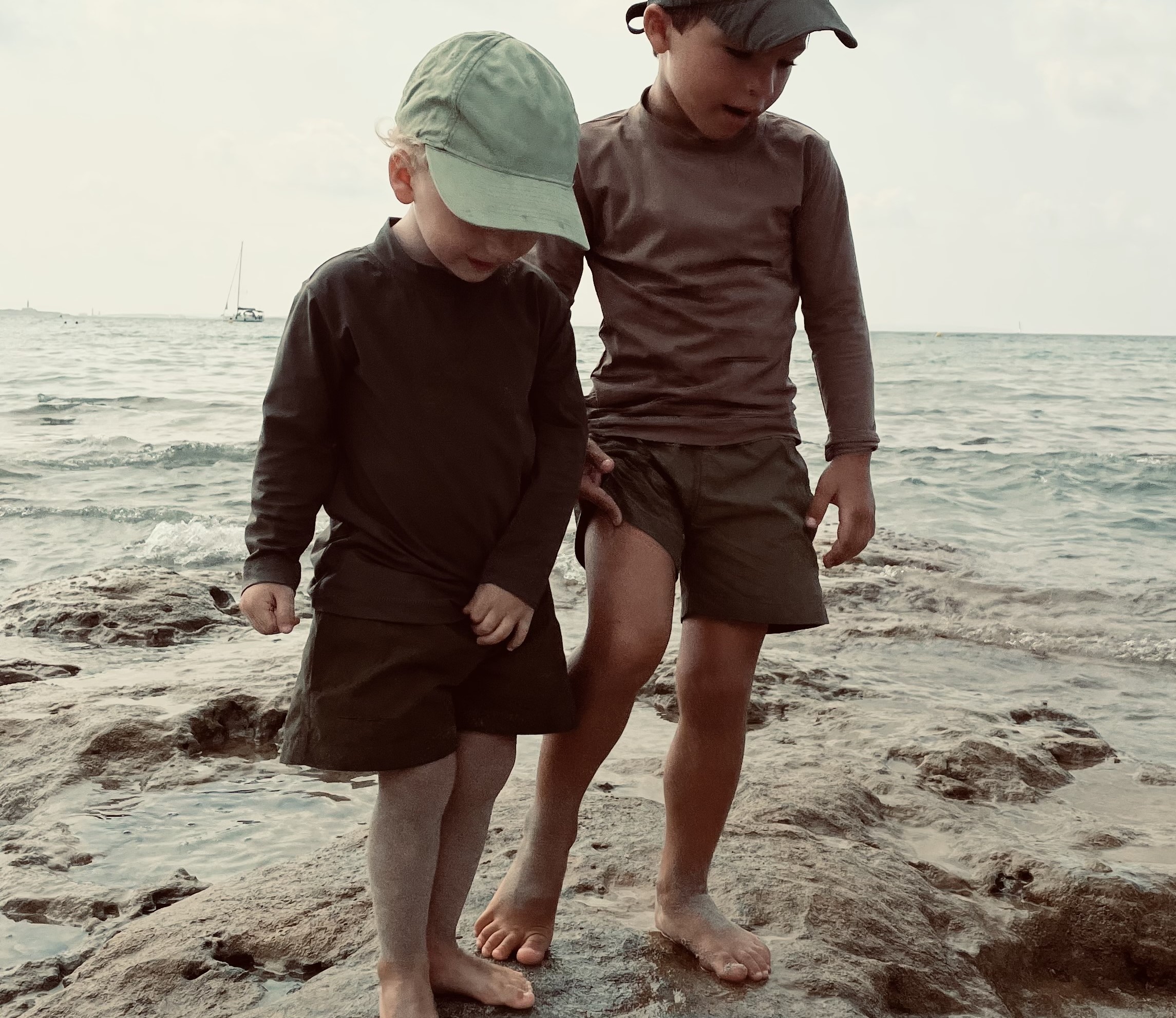 SUNSOCIETY Kids Shirts I © Nuno Oliveira