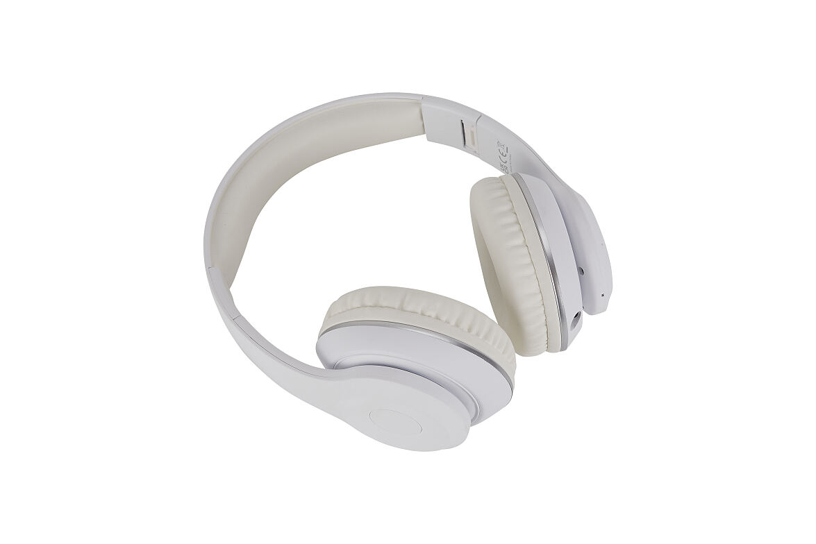 Kopfhörer in Cloud White I © TK Maxx