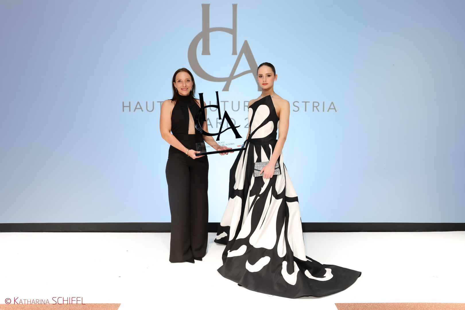 1. Platz: Katharina Schönbauer-Manak mit Model Lara I © Katharina Schiffl