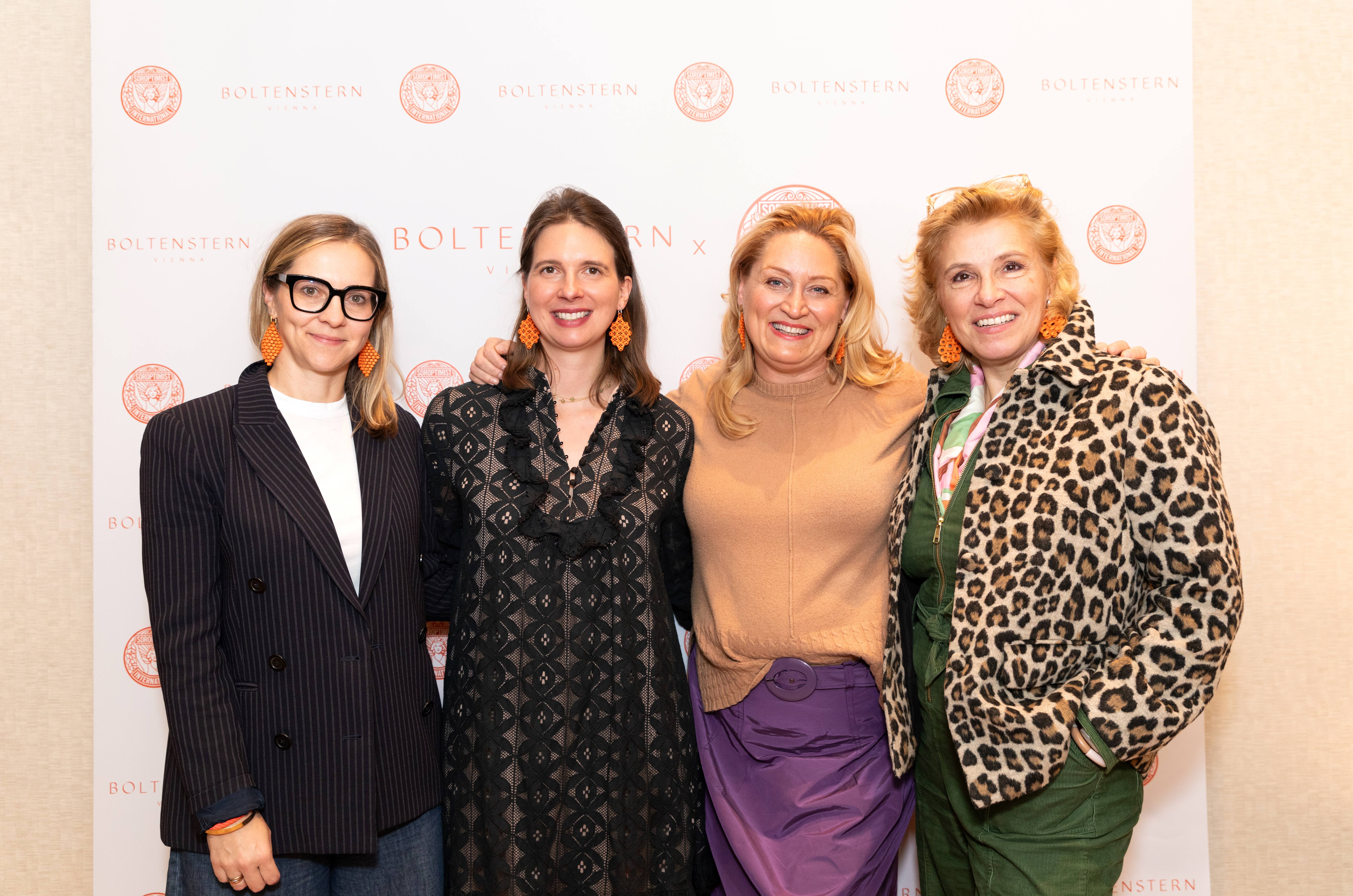 UN Women Austria-Präsidentin Katharina Kräftner, Marie Boltenstern, Soroptimistin Michaela Gruber und RISE!-Initiatorin Christine Klimaschka I © Philia Kleemann